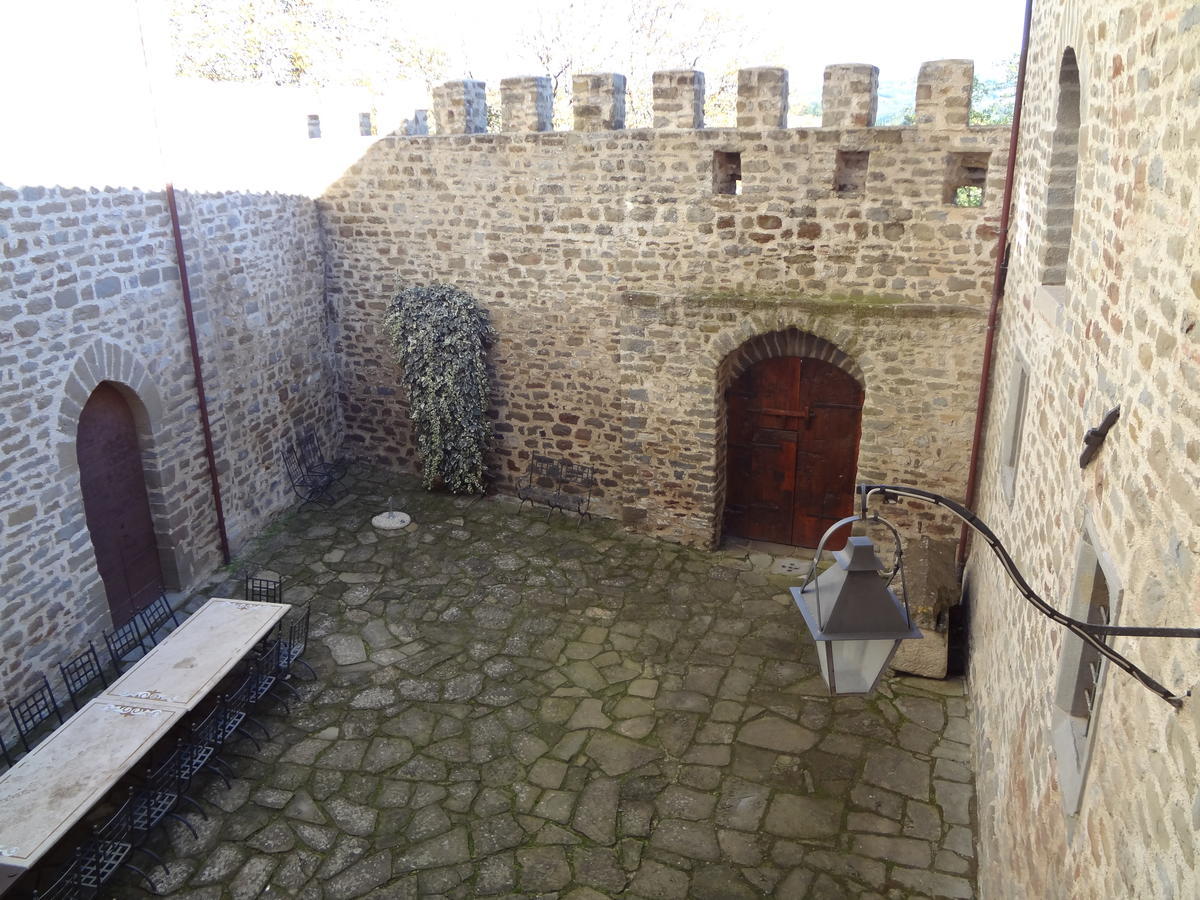 Castello Di Magrano Guest House Carbonesca Ngoại thất bức ảnh
